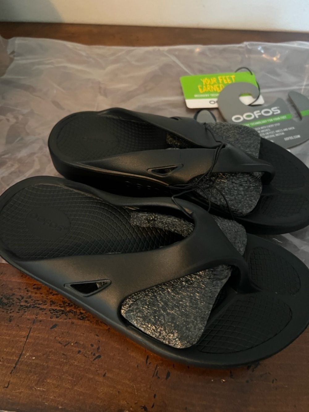OOFOS Women's Black Sandals - Picture 4 of 5